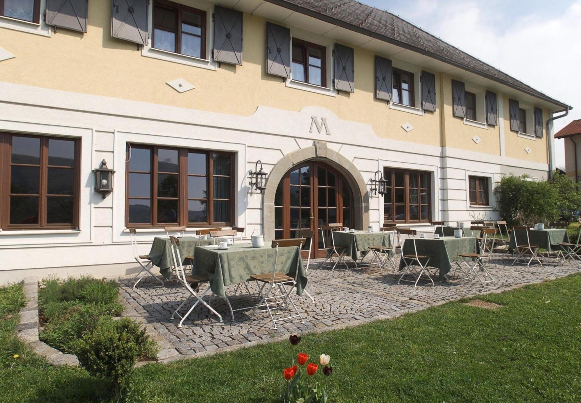Landgasthof Mayr Steyr Bagian luar foto