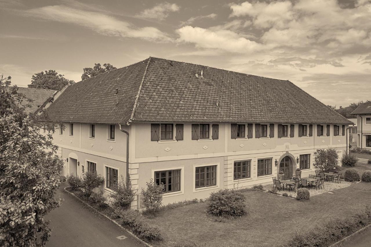 Landgasthof Mayr Steyr Bagian luar foto